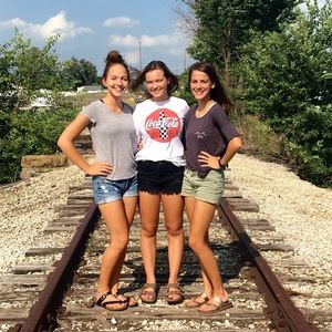 Meet your Posher, Maria